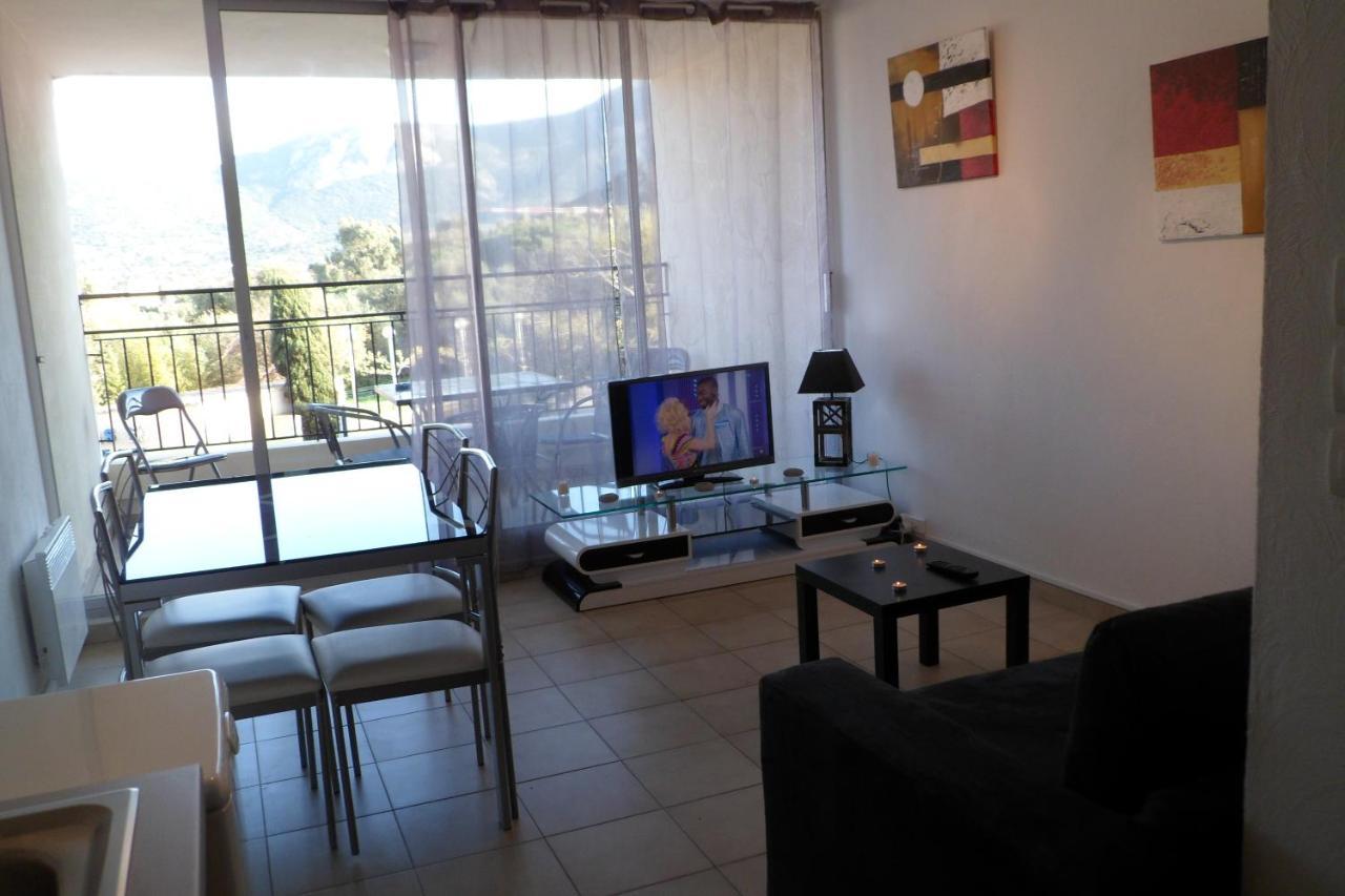 Appartement Vue Mer Et Montagne 卡尔维 外观 照片